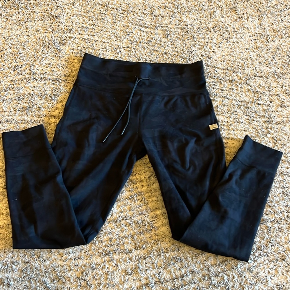 Vuori Camo print leggings Since L